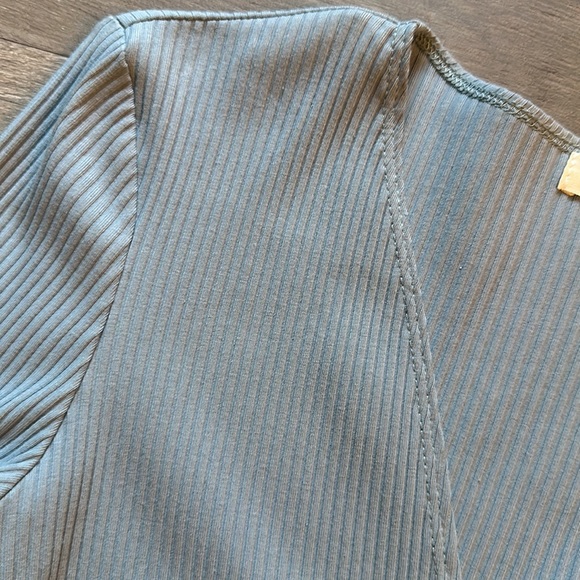 NWOT baby blue bodysuit - Picture 5 of 7